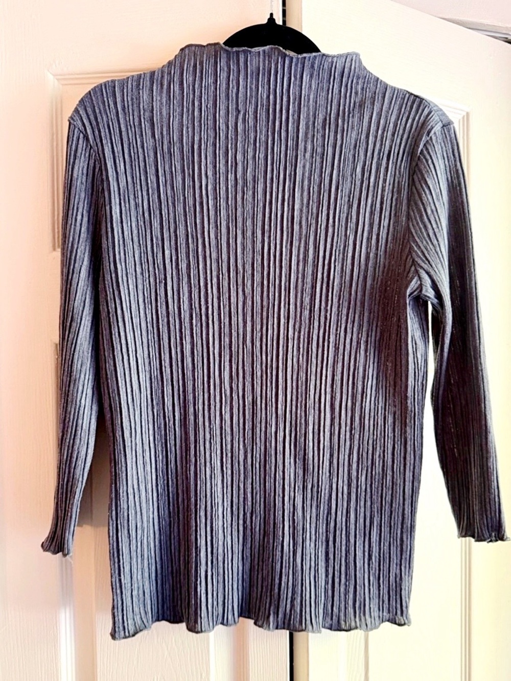 Gato Gray Ribbed Mock Neck | Long Sleeve Top Fitted Stretch